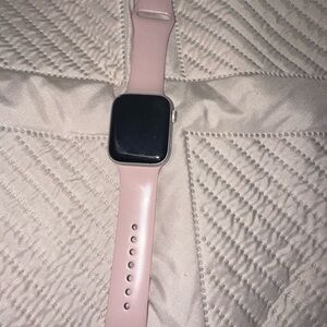 Apple Watch SE 44mm